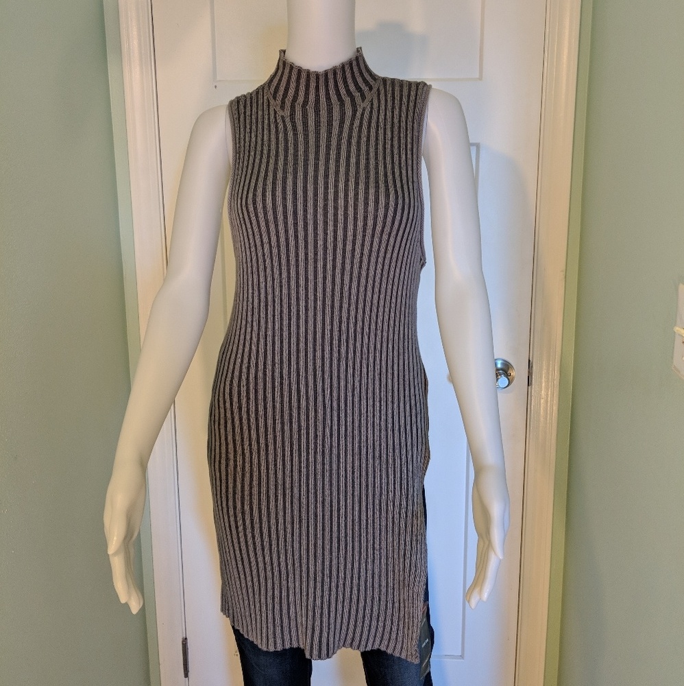 SALE!!Rock and Republic ribbed turtle sweater